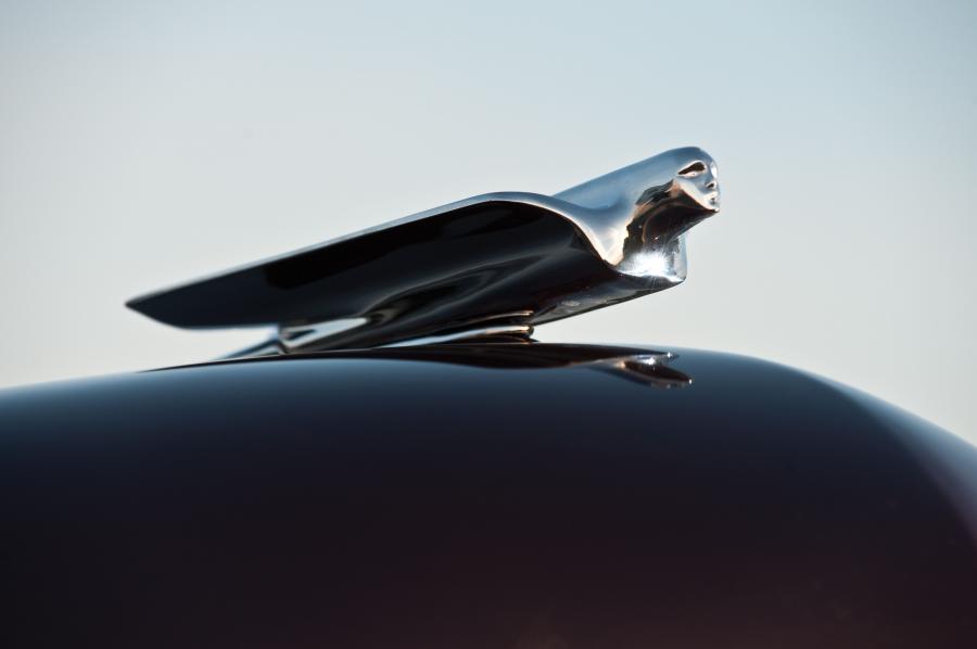  Cadillac Series 62 Convertible Coupe 1947 года  (фото 18 из 32)
